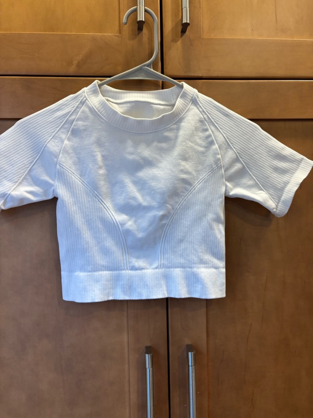 Alala White Ribbed Short-Sleeve Cropped Top